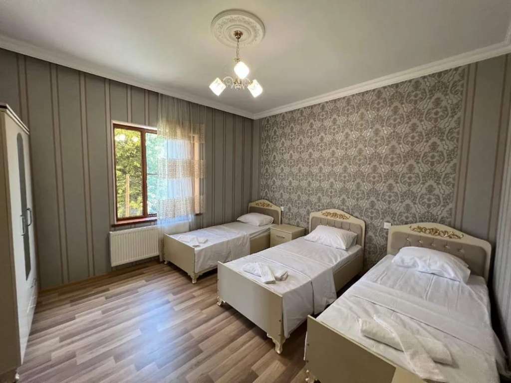 Qəbələ XRVW+32, Kebele, Azerbaycan günlük kirayə Həyət evi / Villa 250 AZN-a 6 otaqlı