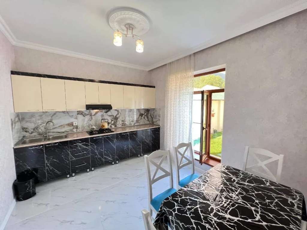 Qəbələ XRVW+32, Kebele, Azerbaycan günlük kirayə Həyət evi / Villa 250 AZN-a 6 otaqlı
