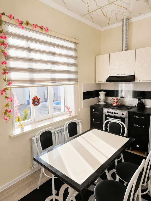 Qəbələ 20 Yanvar, Qəbələ, Azerbaycan günlük kirayə Həyət evi / Villa 200 AZN-a 3 otaqlı