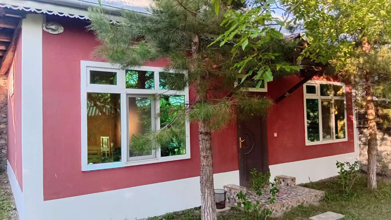 Qəbələ WXQ2+H2R, Вандам, Азербайджан günlük kirayə Həyət evi / Villa 60 AZN-a 4 otaqlı