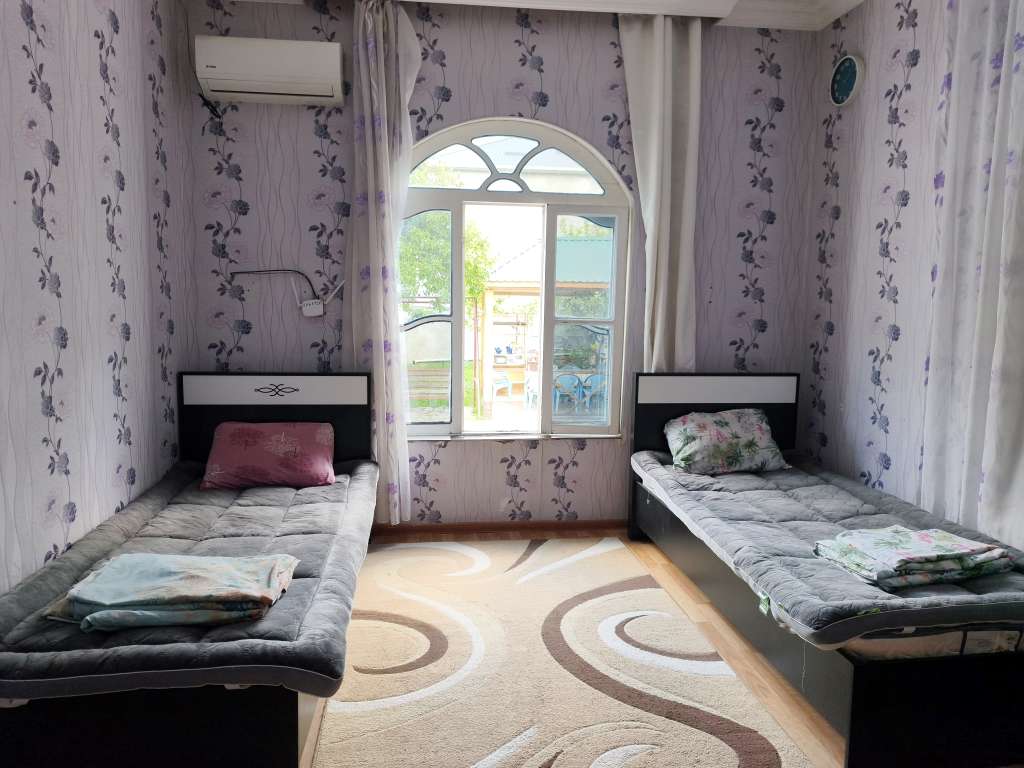 Qəbələ XVV7+C36, Seyid Əzim Şirvani, Qəbələ, Azerbaycan günlük kirayə Həyət evi / Villa 150 AZN-a 3 otaqlı