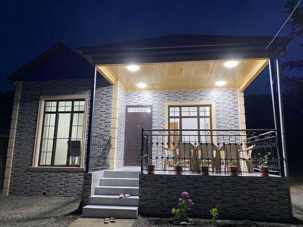 Lerik QH5V+8XH, Лерик, Азербайджан günlük kirayə Həyət evi / Villa 100 AZN-a 3 otaqlı
