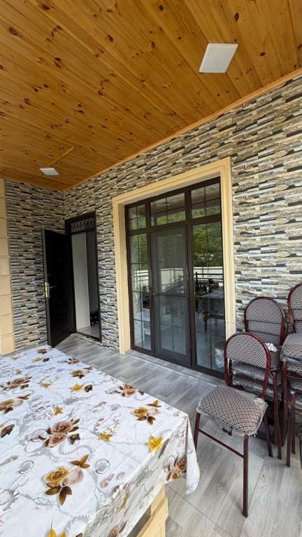 Lerik QH5V+8XH, Лерик, Азербайджан günlük kirayə Həyət evi / Villa 100 AZN-a 3 otaqlı