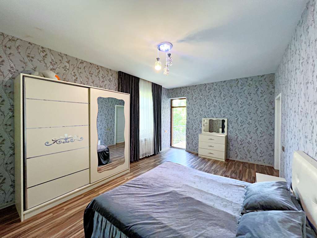 Qəbələ Qemervan yolu günlük kirayə Həyət evi / Villa 230 AZN-a 4 otaqlı