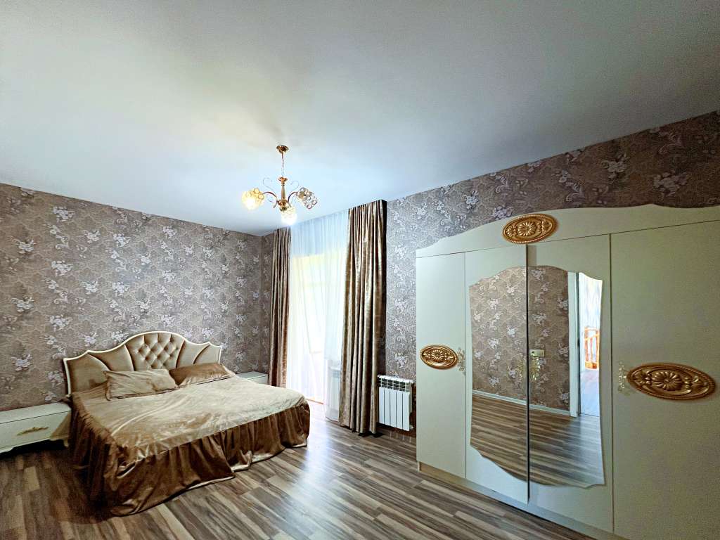 Qəbələ Qemervan yolu günlük kirayə Həyət evi / Villa 230 AZN-a 4 otaqlı