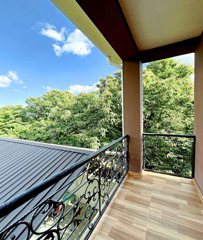 Qəbələ Qemervan yolu günlük kirayə Həyət evi / Villa 230 AZN-a 4 otaqlı