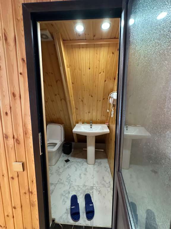 Qəbələ Bum, Qəbələ, Azerbaycan günlük kirayə A-Frame 250 AZN-a 3 otaqlı