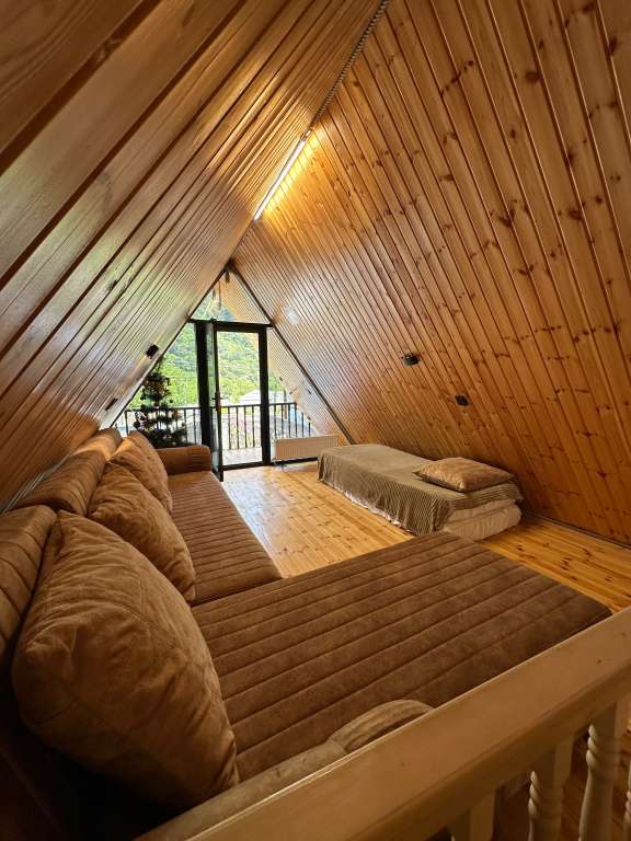 Qəbələ Bum, Qəbələ, Azerbaycan günlük kirayə A-Frame 250 AZN-a 3 otaqlı