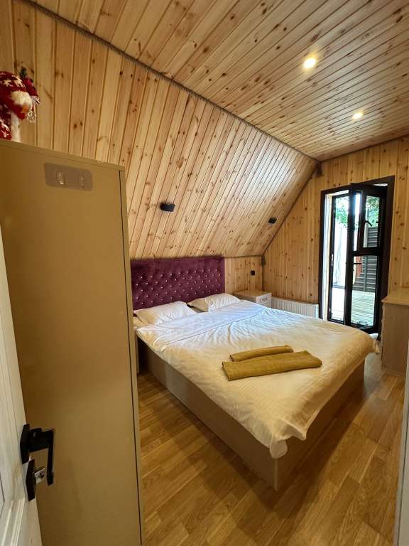 Qəbələ Bum, Qəbələ, Azerbaycan günlük kirayə A-Frame 250 AZN-a 3 otaqlı