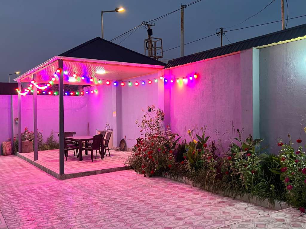 Qəbələ Qəbələ, Azərbaycan günlük kirayə Həyət evi / Villa 250 AZN-a 5 otaqlı