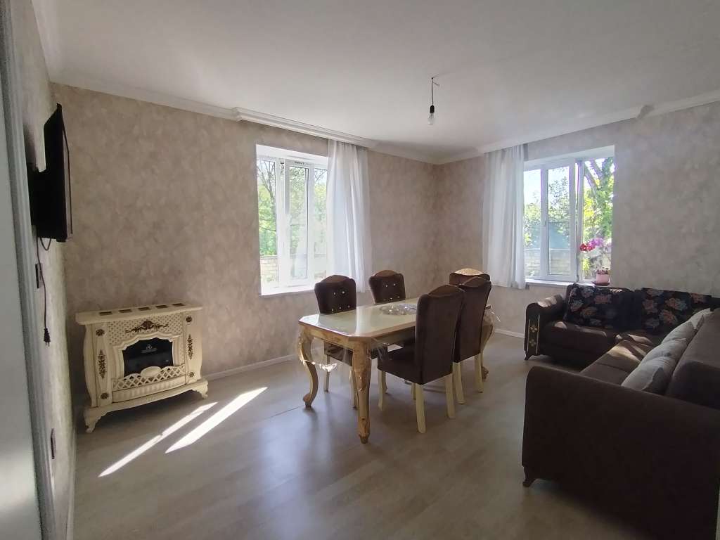 Qəbələ 2R26+78 Həmzəli, Azərbaycan günlük kirayə Həyət evi / Villa 130 AZN-a 3 otaqlı