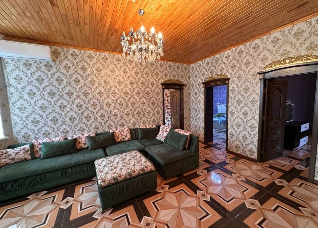 Qəbələ 142 Heydər Əliyev prospekti, Bakı 1034, Azerbaycan günlük kirayə Həyət evi / Villa 200 AZN-a 4 otaqlı