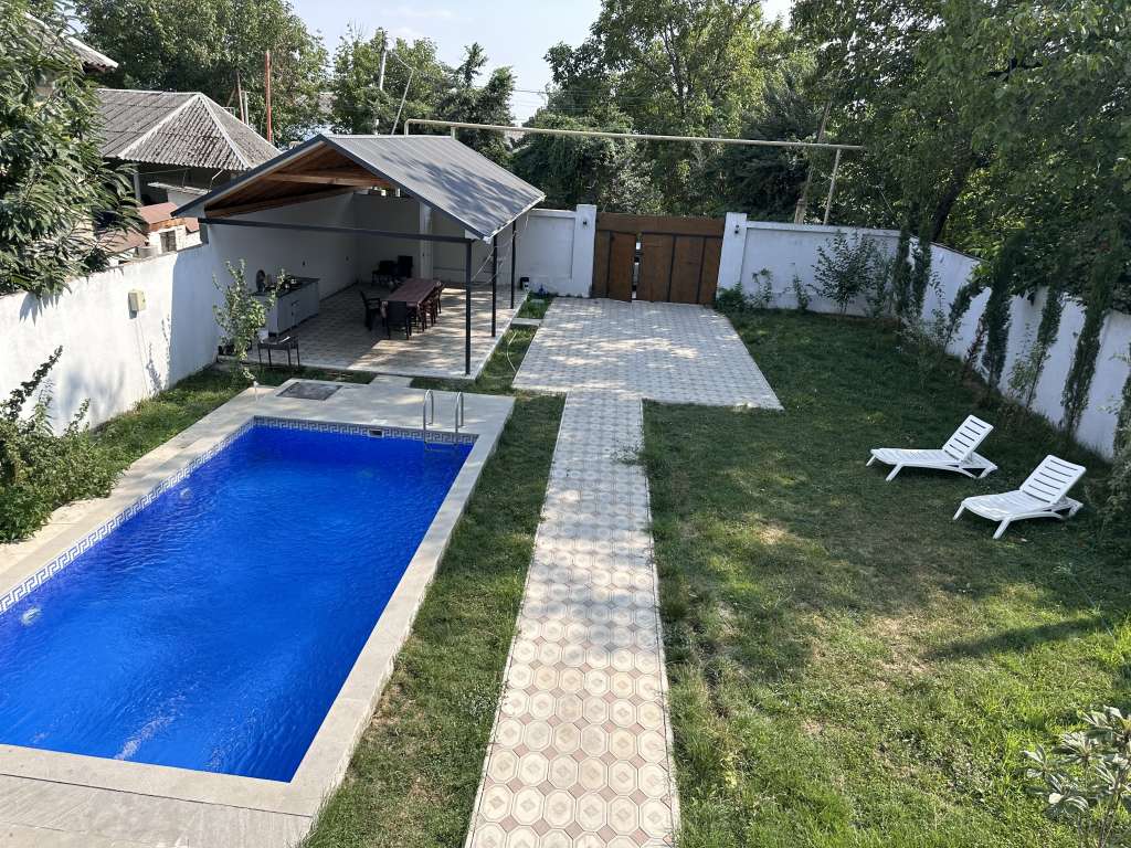 Qəbələ İmadəddin Nəsimi, döngə 2nd, Qəbələ, Azerbaycan günlük kirayə Həyət evi / Villa 200 AZN-a 4 otaqlı