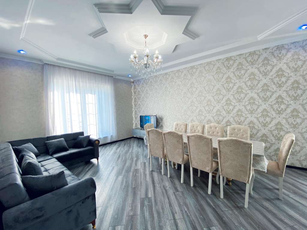 Qəbələ Qəbələ günlük kirayə Həyət evi / Villa 350 AZN-a 4 otaqlı