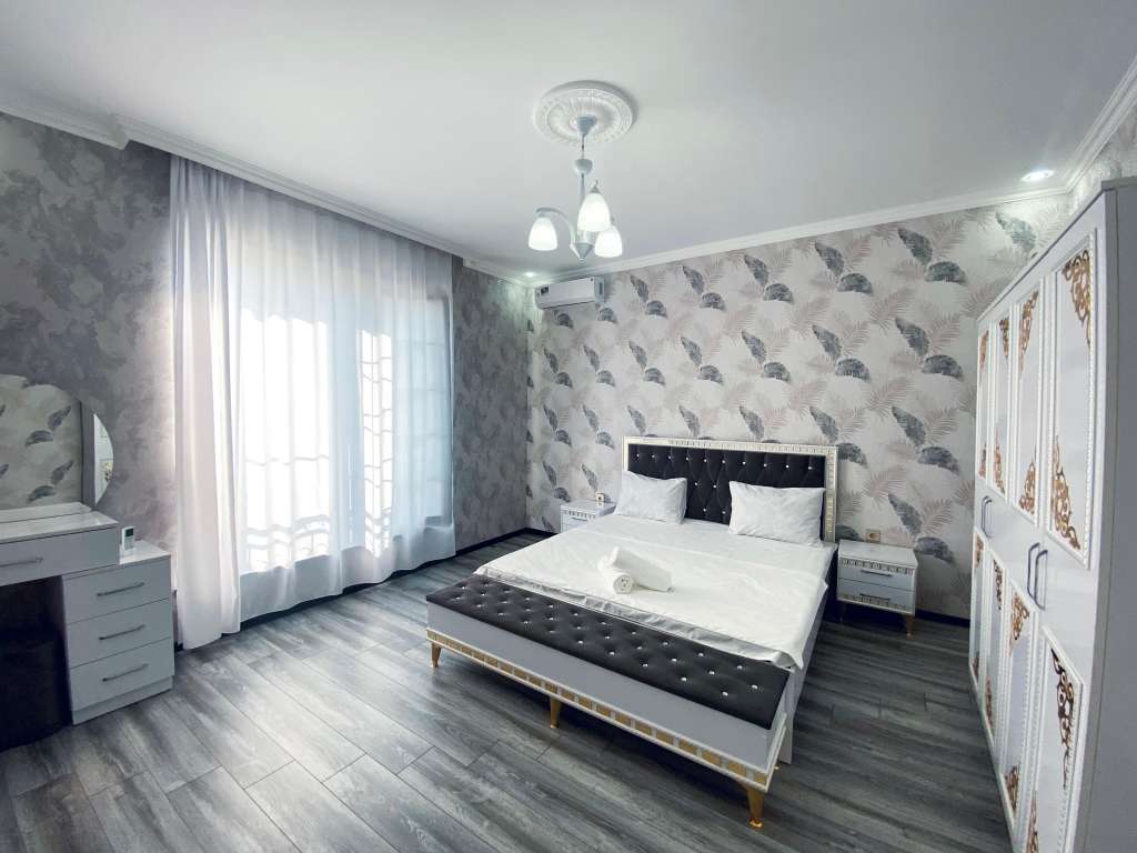 Qəbələ Qəbələ günlük kirayə Həyət evi / Villa 350 AZN-a 4 otaqlı