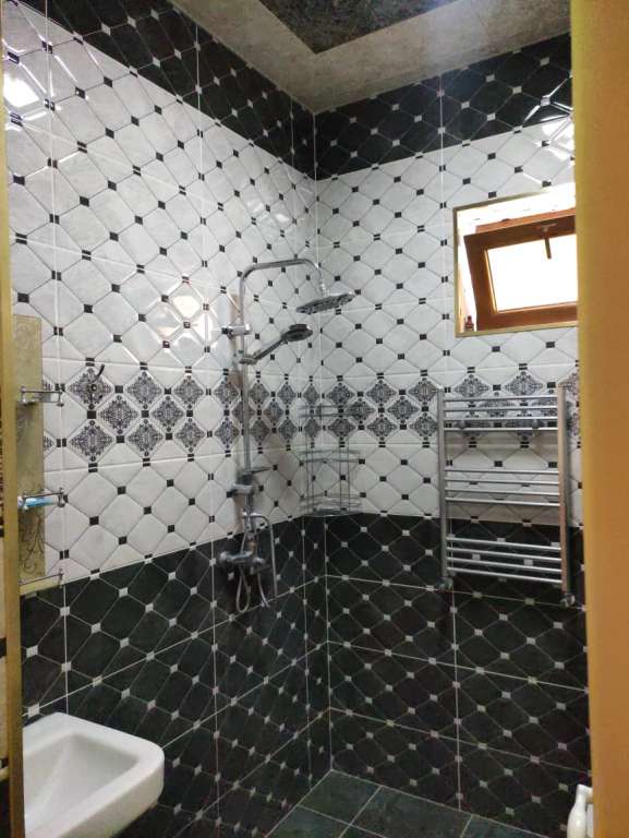 Qəbələ Qəbələ günlük kirayə Həyət evi / Villa 250 AZN-a 4 otaqlı