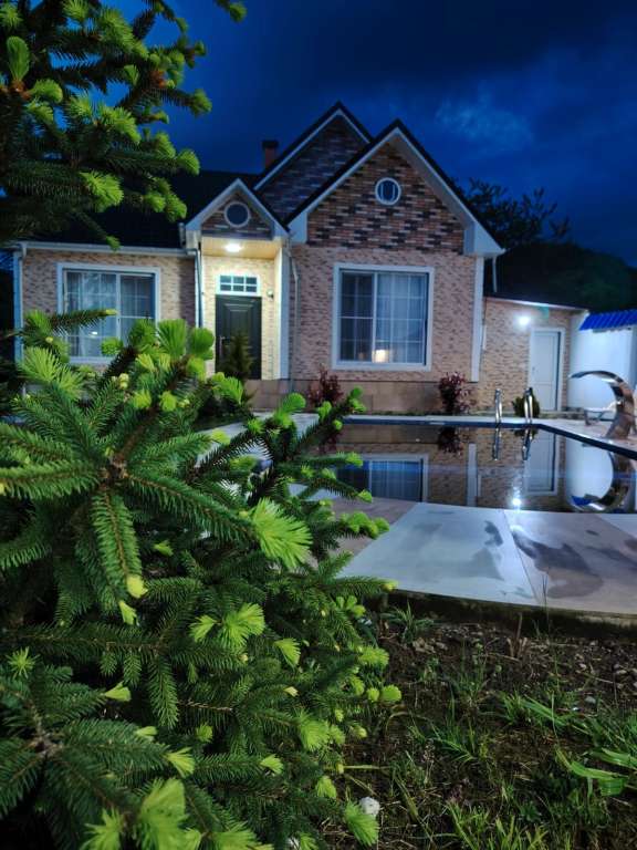 Qəbələ Qəbələ günlük kirayə Həyət evi / Villa 250 AZN-a 2 otaqlı