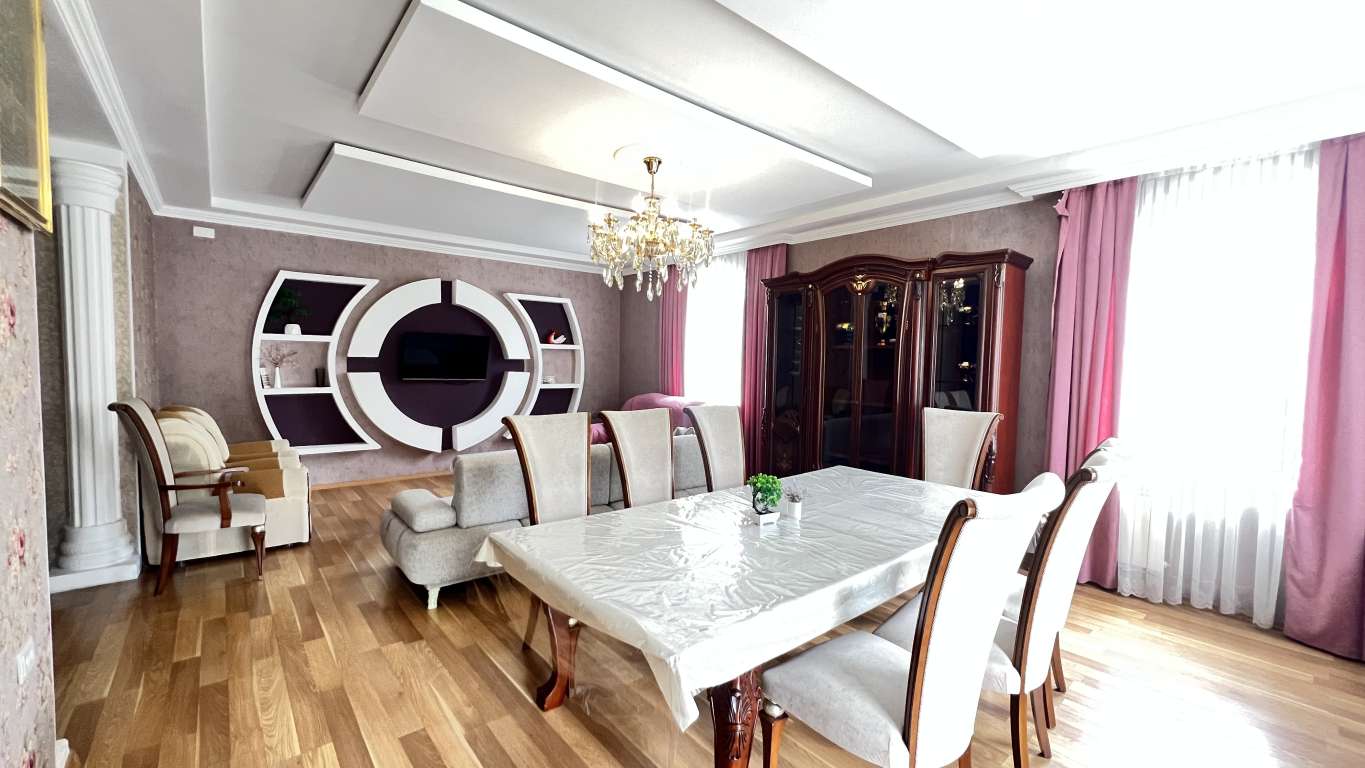 Qəbələ XRRW+WJP, Gebele, Azerbaijan günlük kirayə Həyət evi / Villa 200 AZN-a 5 otaqlı
