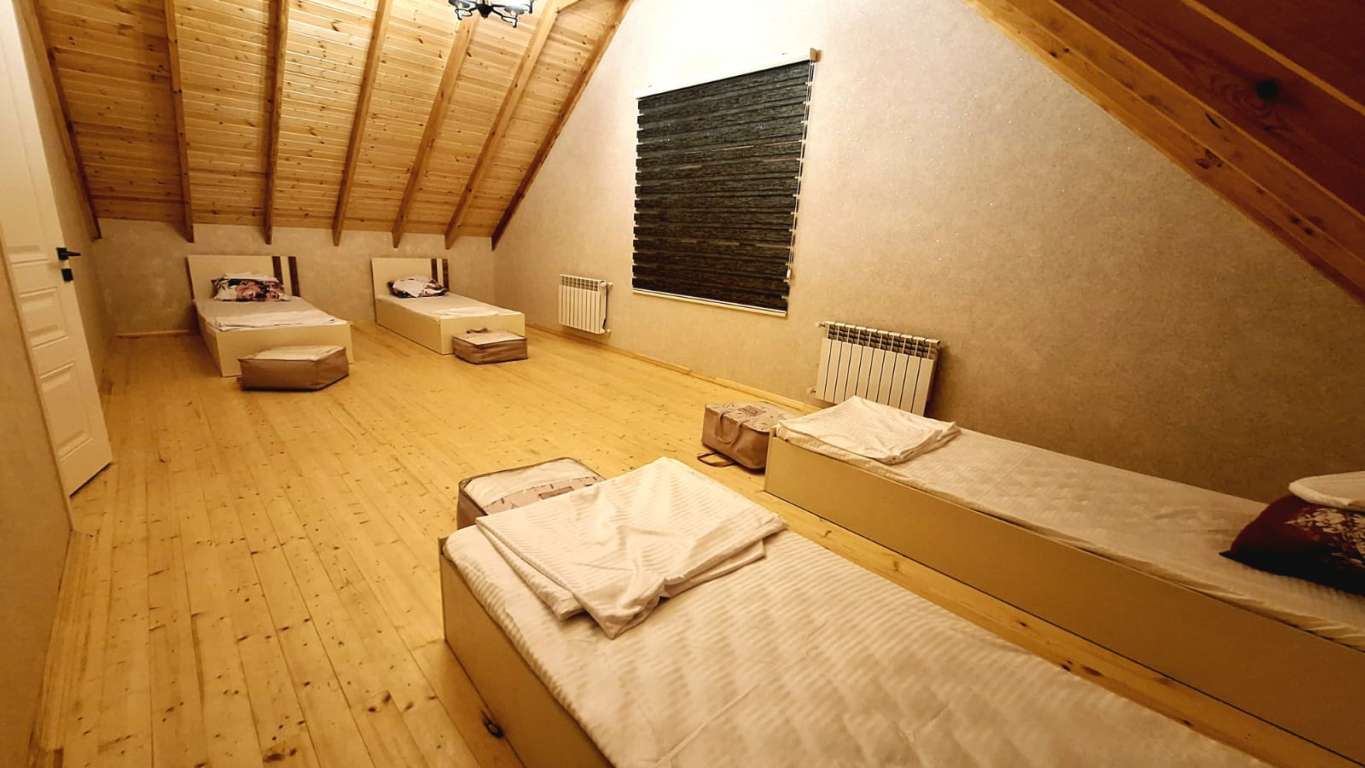 Qəbələ Qəbələ günlük kirayə Həyət evi / Villa 250 AZN-a 3 otaqlı