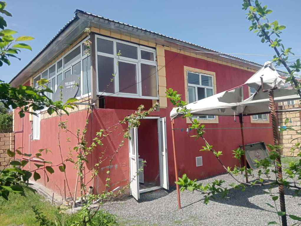 Qəbələ Qəbələ Azərbaycanda günlük kirayə Həyət evi / Villa 500 AZN-a 3 otaqlı