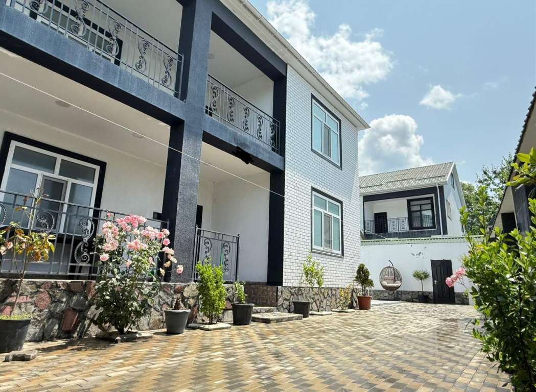 Qəbələ Qəbələ Azərbaycanda günlük kirayə Həyət evi / Villa 300 AZN-a 4 otaqlı