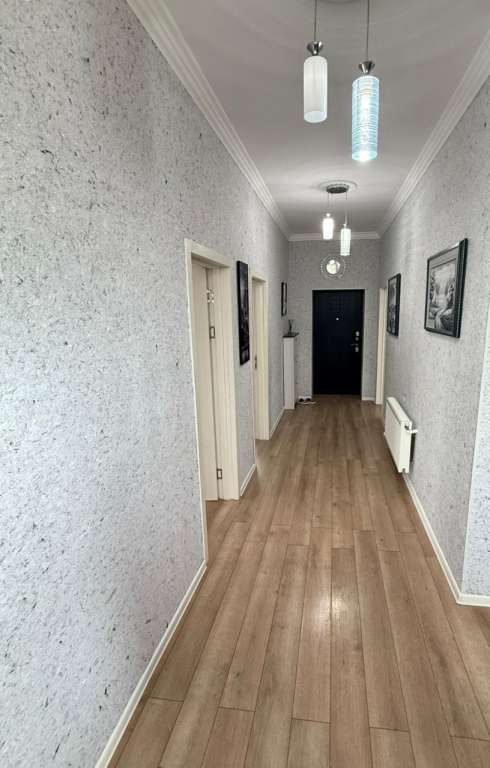 Qəbələ Qəbələ günlük kirayə Həyət evi / Villa 300 AZN-a 4 otaqlı