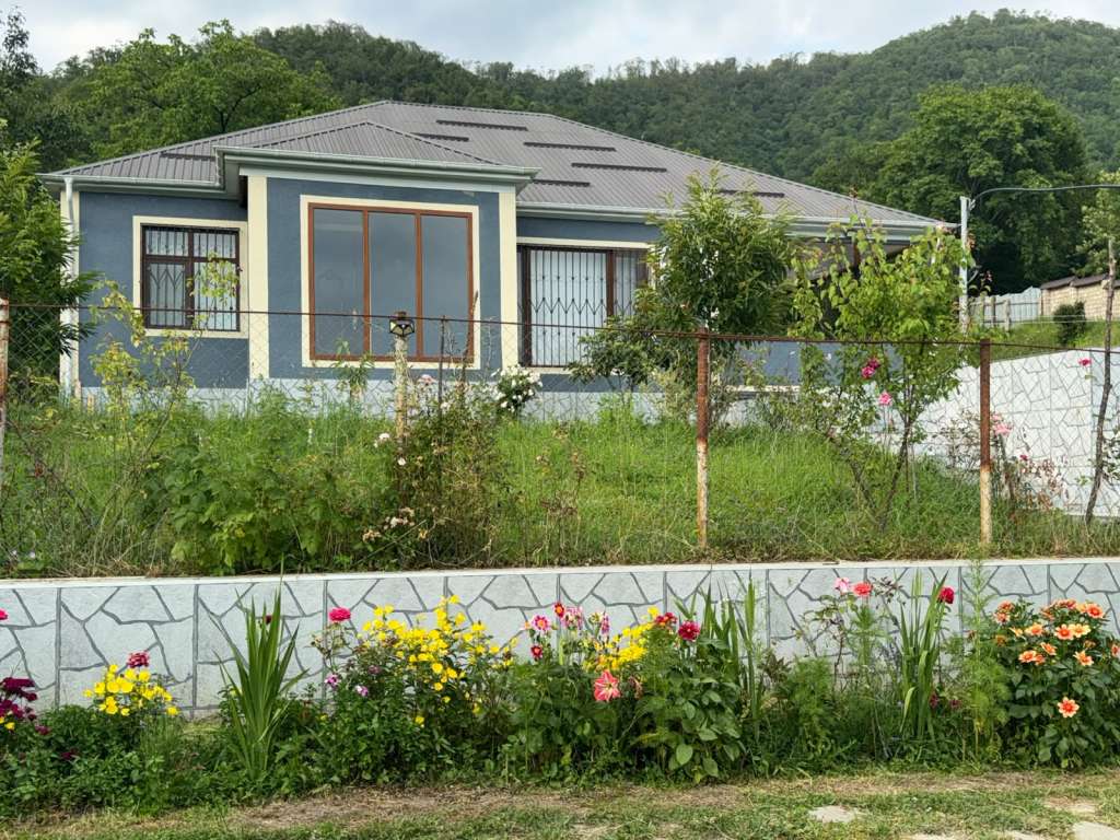 Qəbələ Vəndam günlük kirayə Həyət evi / Villa 250 AZN-a 3 otaqlı