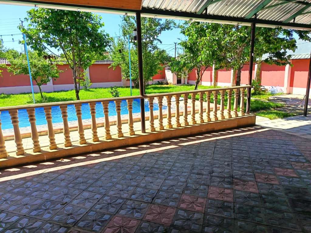 Qəbələ Qəbələ günlük kirayə Həyət evi / Villa 250 AZN-a 3 otaqlı