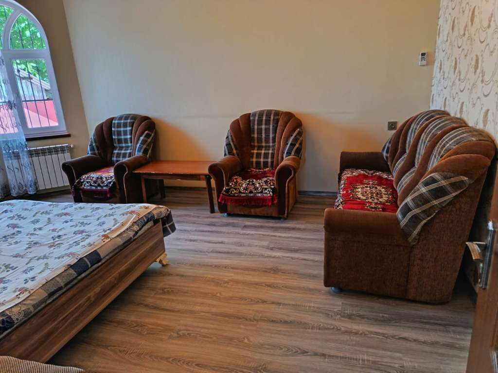Qəbələ Qəbələ günlük kirayə Həyət evi / Villa 250 AZN-a 3 otaqlı
