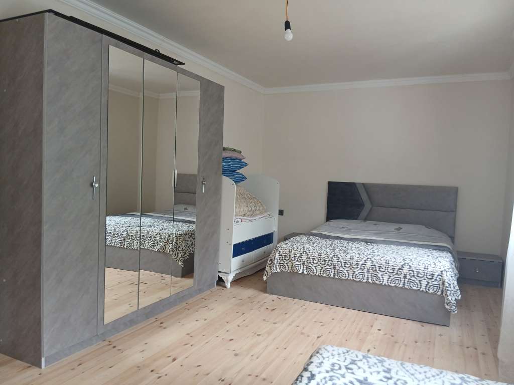 Qax Ağçay, Азербайджан günlük kirayə Həyət evi / Villa 80 AZN-a 2 otaqlı