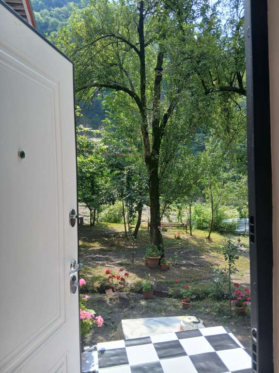 Qax Ağçay, Азербайджан günlük kirayə Həyət evi / Villa 80 AZN-a 2 otaqlı