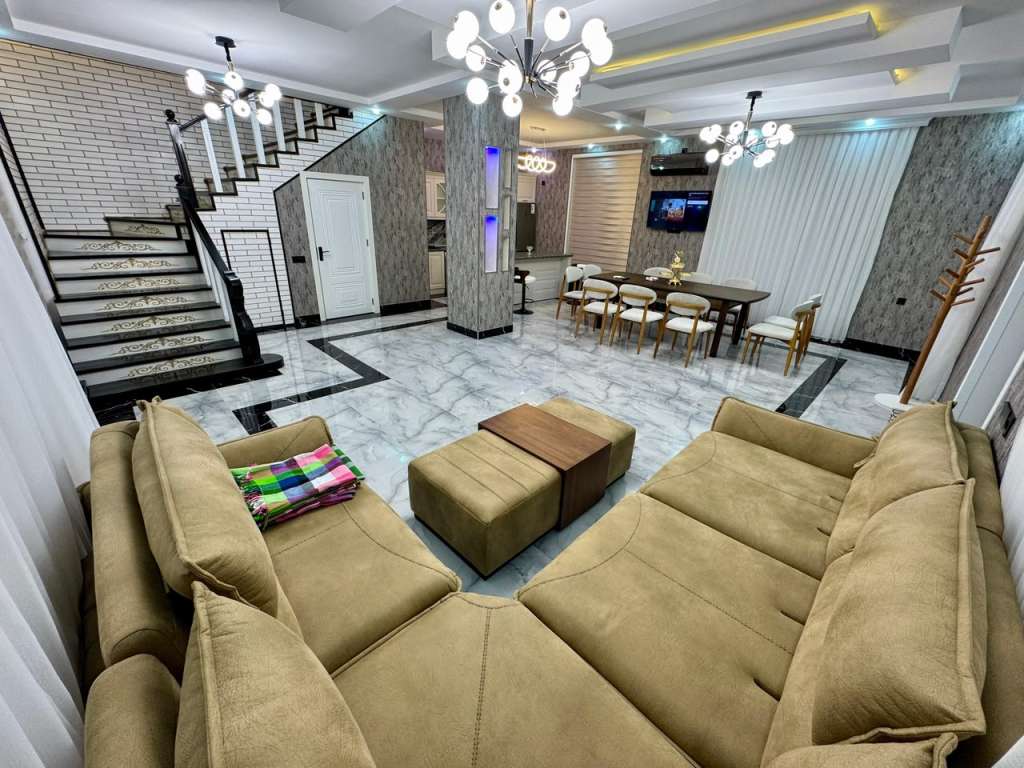 Qəbələ Qəbələ günlük kirayə Həyət evi / Villa 450 AZN-a 5 otaqlı