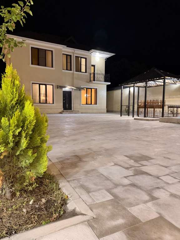 Qəbələ Qəbələ günlük kirayə Həyət evi / Villa 250 AZN-a 3 otaqlı