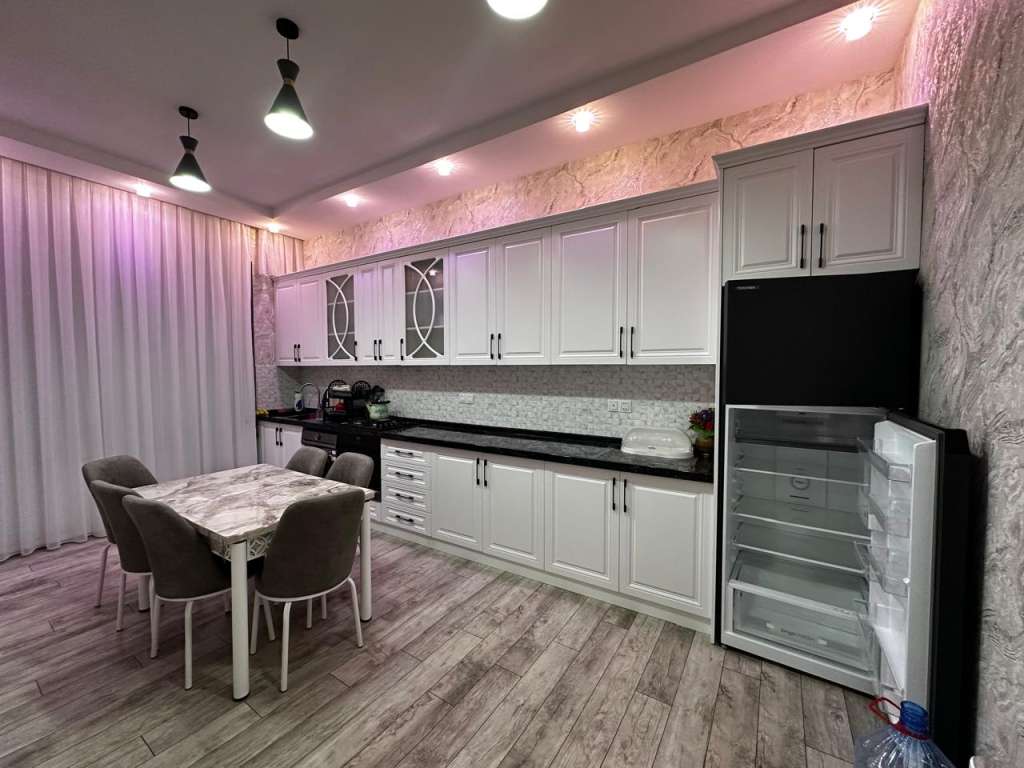 Qəbələ Qəbələ günlük kirayə Həyət evi / Villa 250 AZN-a 3 otaqlı