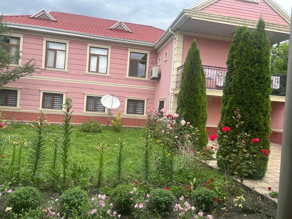 Qəbələ Qəbələ Azərbaycanda günlük kirayə Həyət evi / Villa 140 AZN-a 4 otaqlı