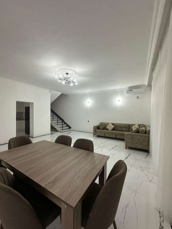Qəbələ Qəbələ günlük kirayə Həyət evi / Villa 300 AZN-a 3 otaqlı
