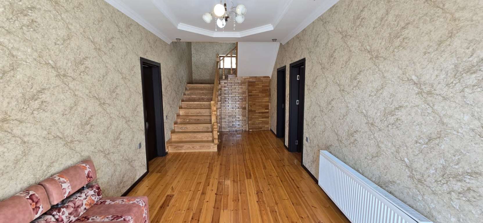 Qəbələ Qəbələ günlük kirayə Həyət evi / Villa 220 AZN-a 4 otaqlı