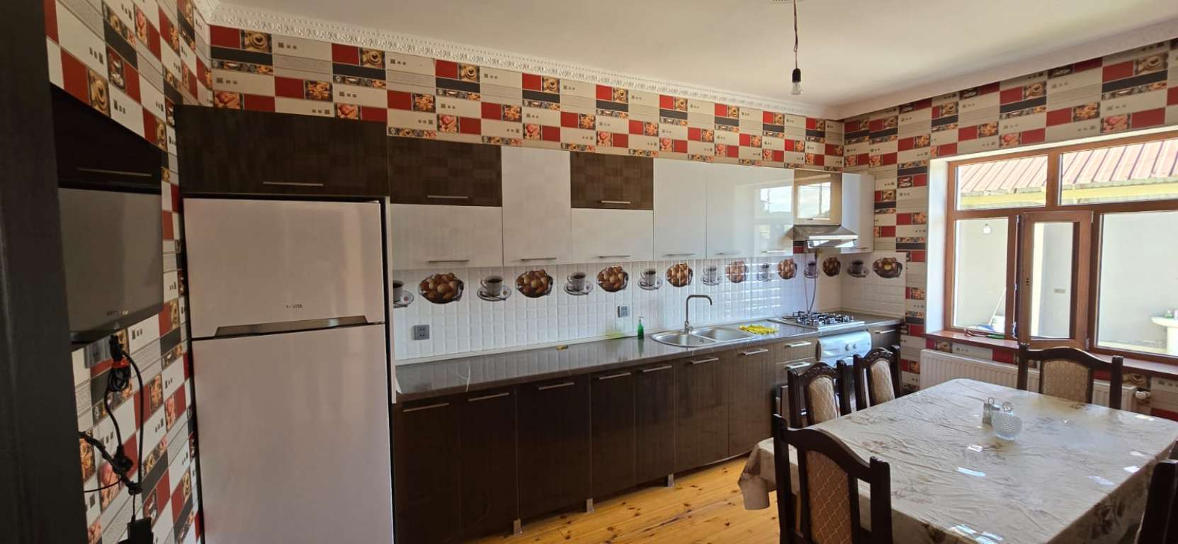 Qəbələ Qəbələ günlük kirayə Həyət evi / Villa 220 AZN-a 4 otaqlı
