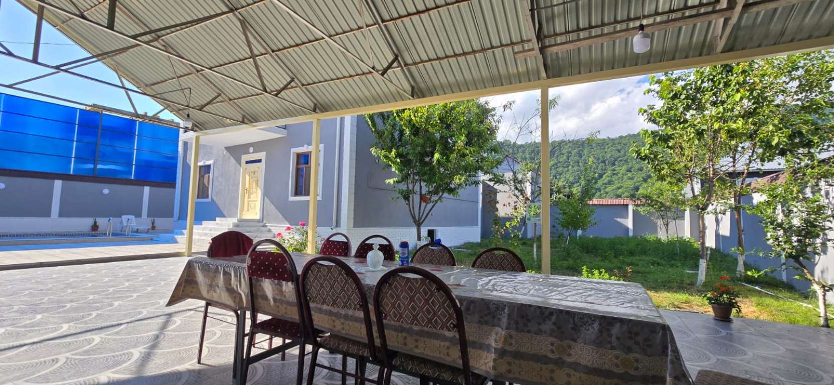 Qəbələ Qəbələ günlük kirayə Həyət evi / Villa 220 AZN-a 4 otaqlı