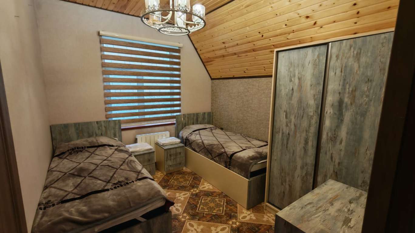 Qəbələ Qəbələ günlük kirayə Həyət evi / Villa 350 AZN-a 4 otaqlı