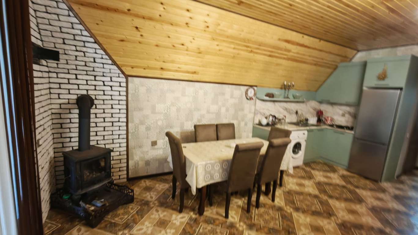 Qəbələ Qəbələ günlük kirayə Həyət evi / Villa 350 AZN-a 4 otaqlı