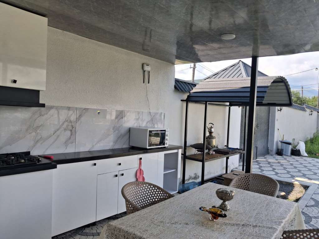 Qəbələ Qəbələ günlük kirayə Həyət evi / Villa 250 AZN-a 4 otaqlı
