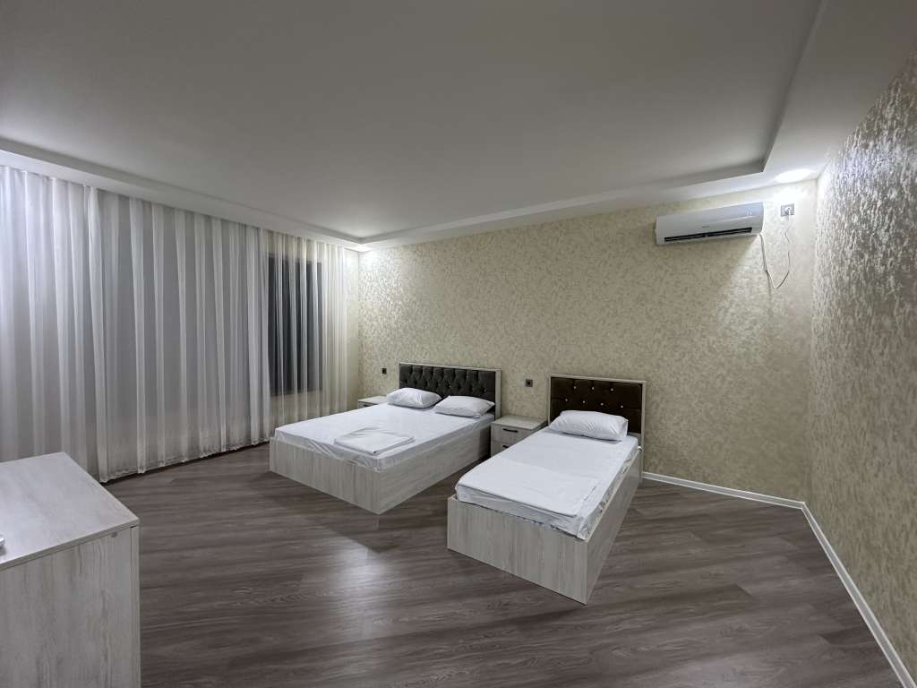 Qəbələ Qəbələ, Azerbaycan günlük kirayə Həyət evi / Villa 250 AZN-a 4 otaqlı