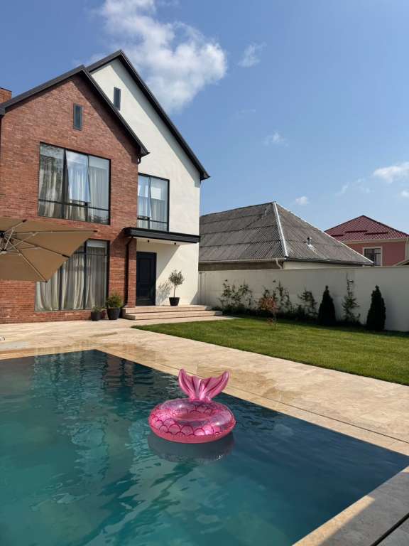 Qəbələ Qəbələ günlük kirayə Həyət evi / Villa 250 AZN-a 3 otaqlı