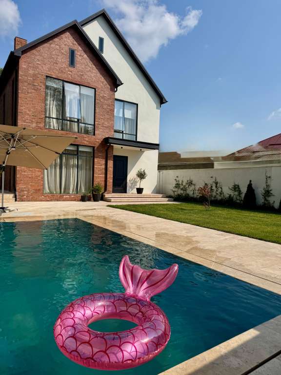 Qəbələ Qəbələ günlük kirayə Həyət evi / Villa 250 AZN-a 3 otaqlı