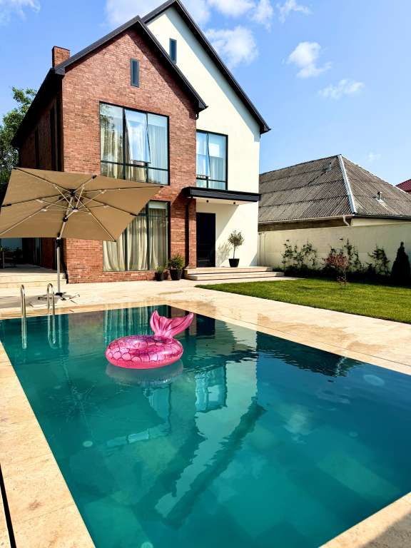Qəbələ Qəbələ günlük kirayə Həyət evi / Villa 250 AZN-a 3 otaqlı