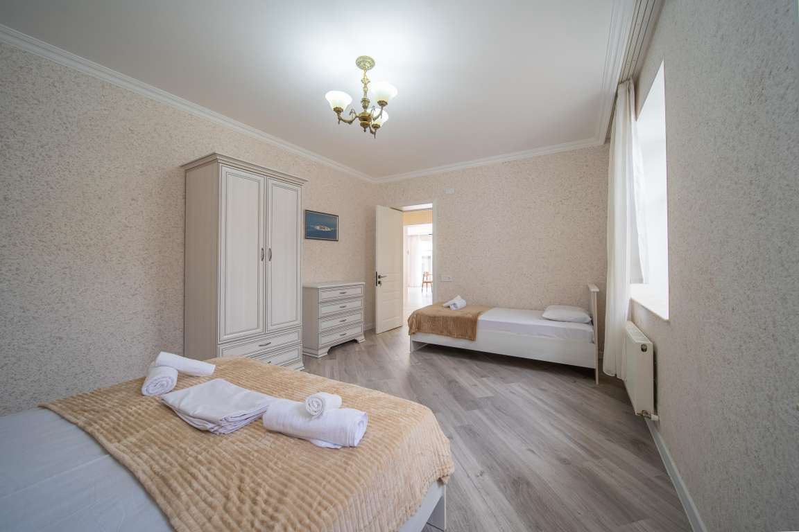 Qəbələ Qəbələ günlük kirayə Həyət evi / Villa 400 AZN-a 5 otaqlı