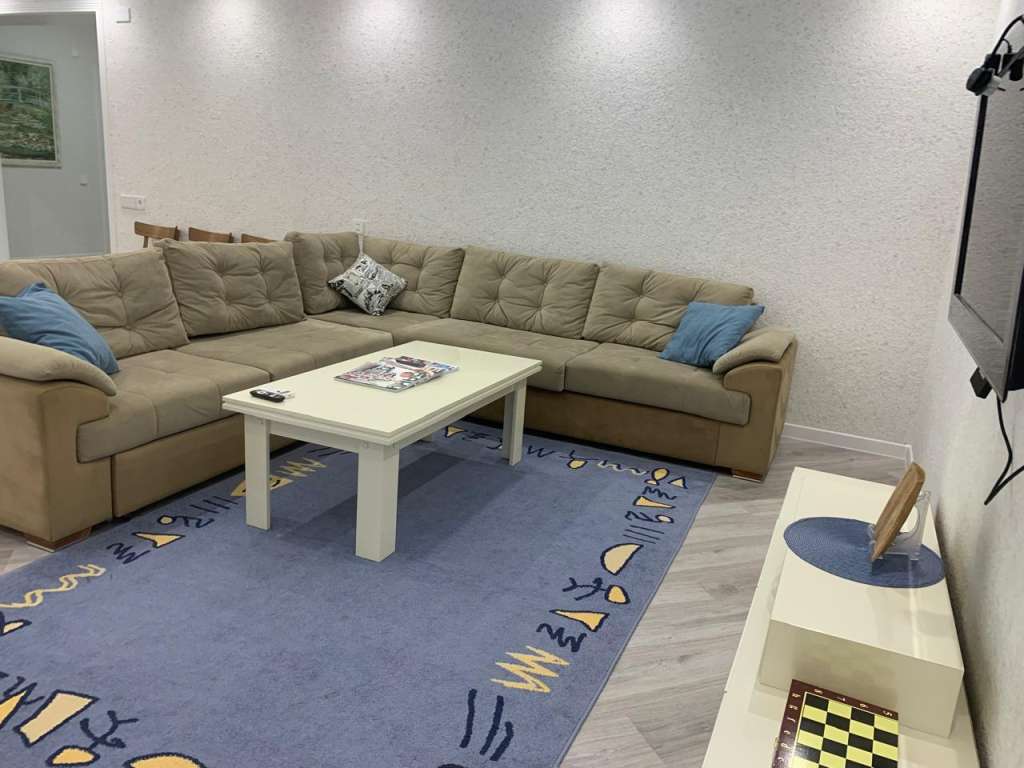 Qəbələ Qəbələ günlük kirayə Həyət evi / Villa 400 AZN-a 5 otaqlı