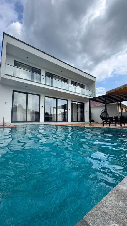 Qəbələ Qəbələ, Azerbaycan günlük kirayə Həyət evi / Villa 500 AZN-a 4 otaqlı