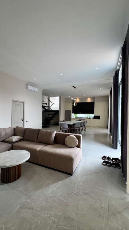 Qəbələ Qəbələ, Azerbaycan günlük kirayə Həyət evi / Villa 500 AZN-a 4 otaqlı